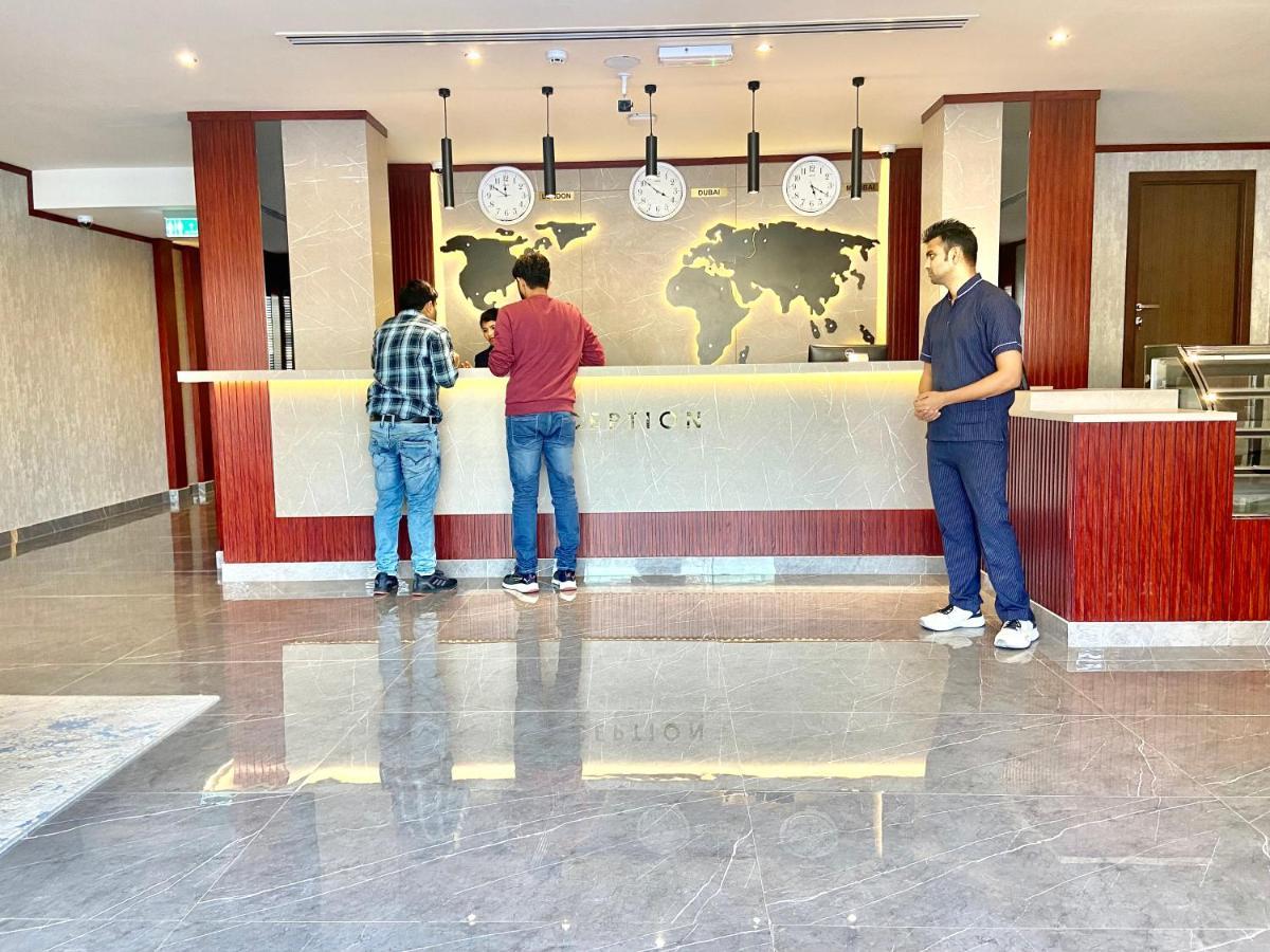 Concorde Inn Hotel Дубай Екстериор снимка